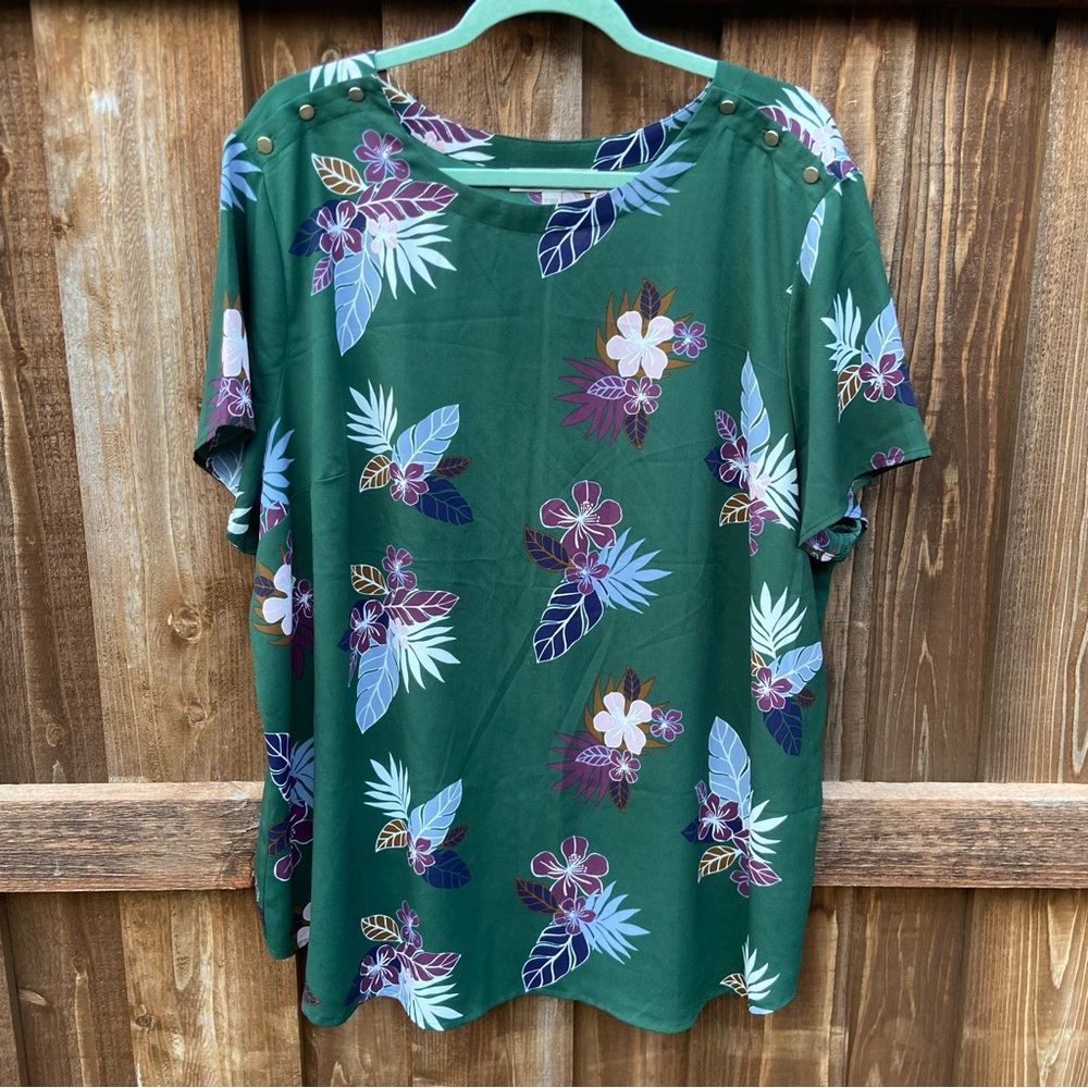 Loft Plus Green Floral Feather Print Blouse